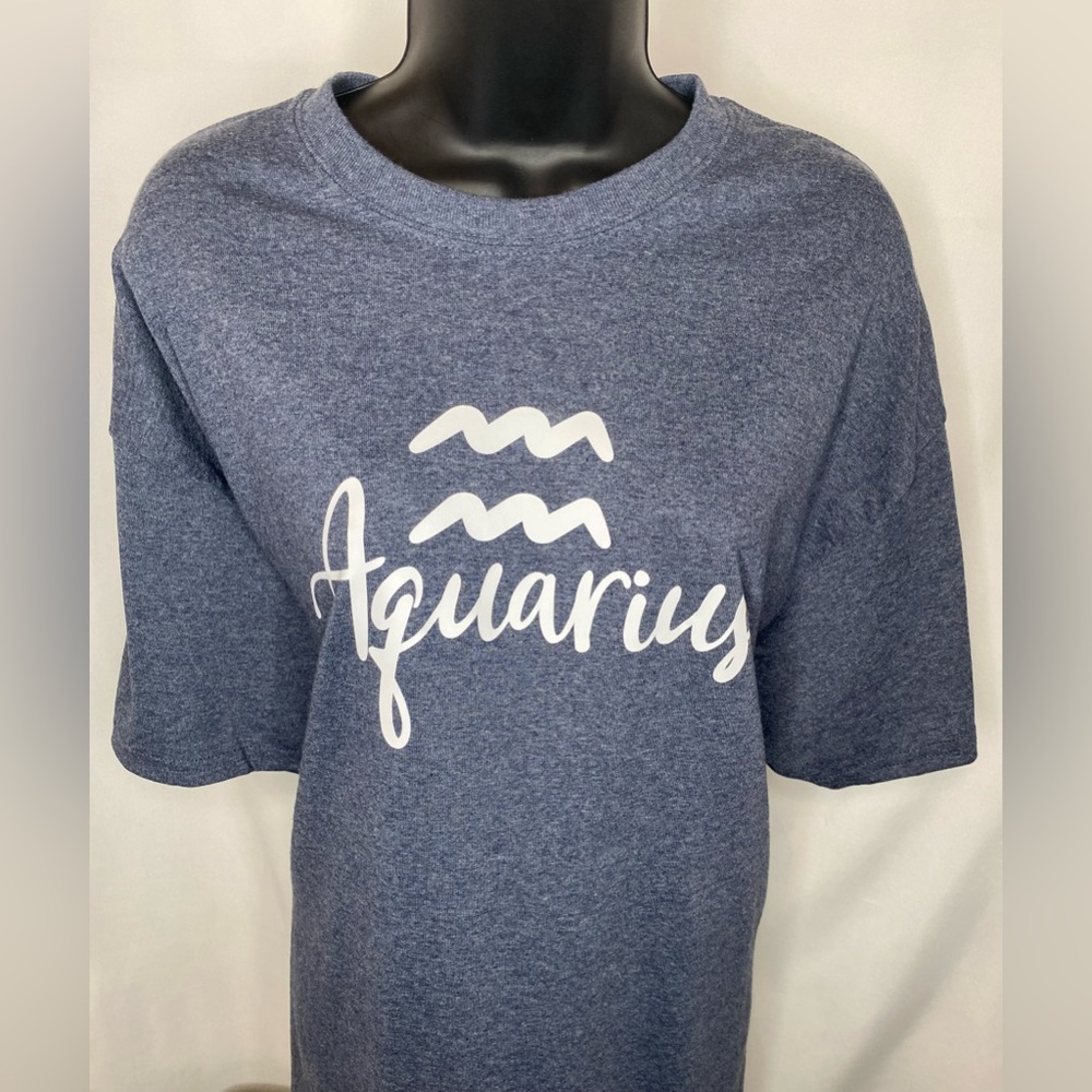 Dani Aquarius Zodiac Tee